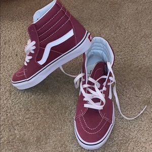 Cranberry vans